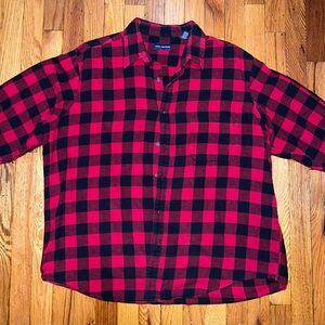 vintage 90s red/black plaid flannel button up shirt